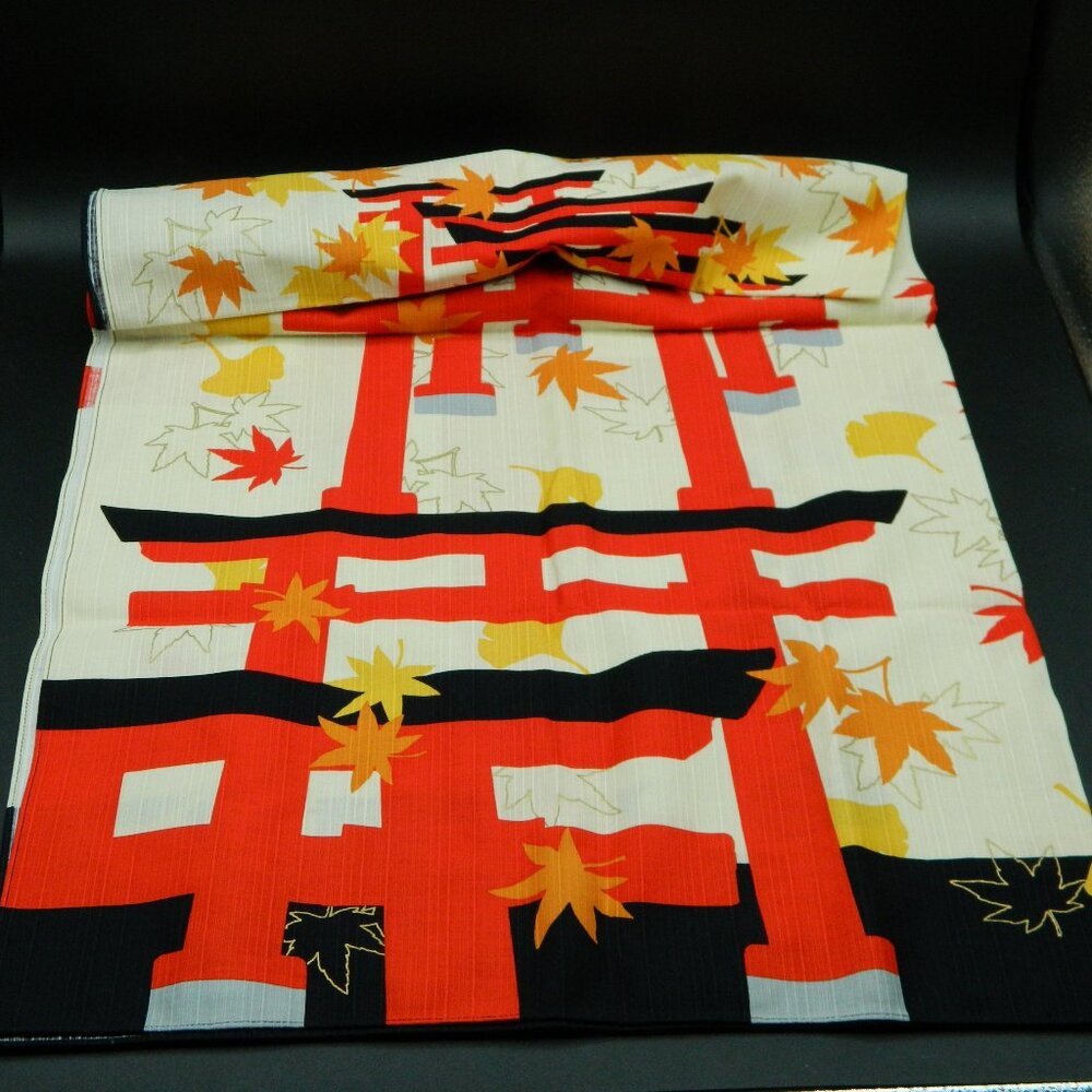 Hamamonyo Sama Tablecloth 35"Sq.